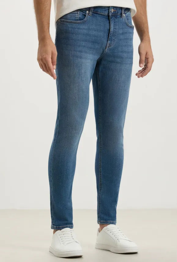 Men's slim fit jeans